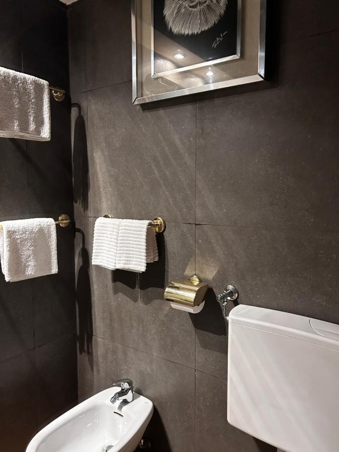 Lu Suites Turin Bagian luar foto