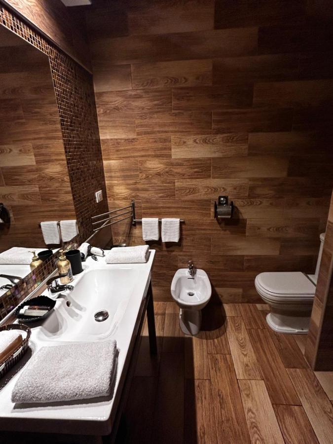 Lu Suites Turin Bagian luar foto
